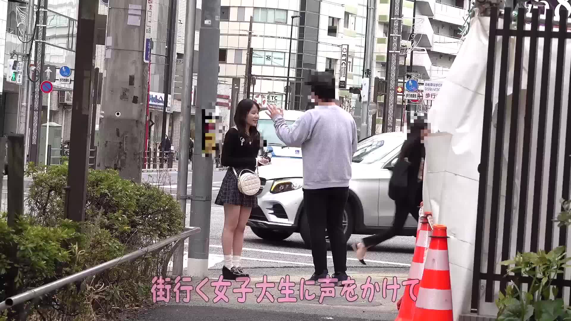 乳首　恥じらい 恥じらい美乳JD限定！背後からノンストップ乳首責めに耐えながら素股で射精させたら賞金10万円ゲット！イカされたらOUTで即ハメ中出し！  デカチンと擦れてマ〇コはヌレヌレ、痙攣チクイキ潮噴射が止まらない！連続中出しも拒めない！かんな編～ - 無料エロ動画 - FANZA ...